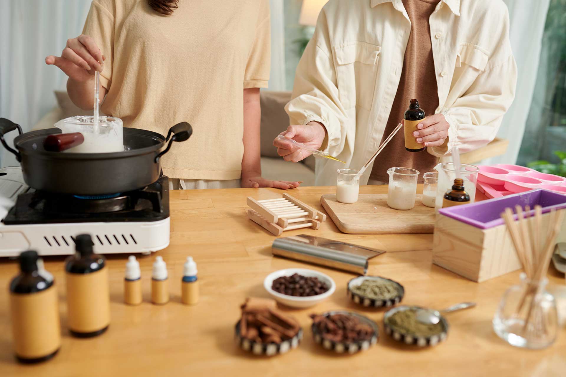 How to Avoid Common Pitfalls in Starting a Successful Candle Business