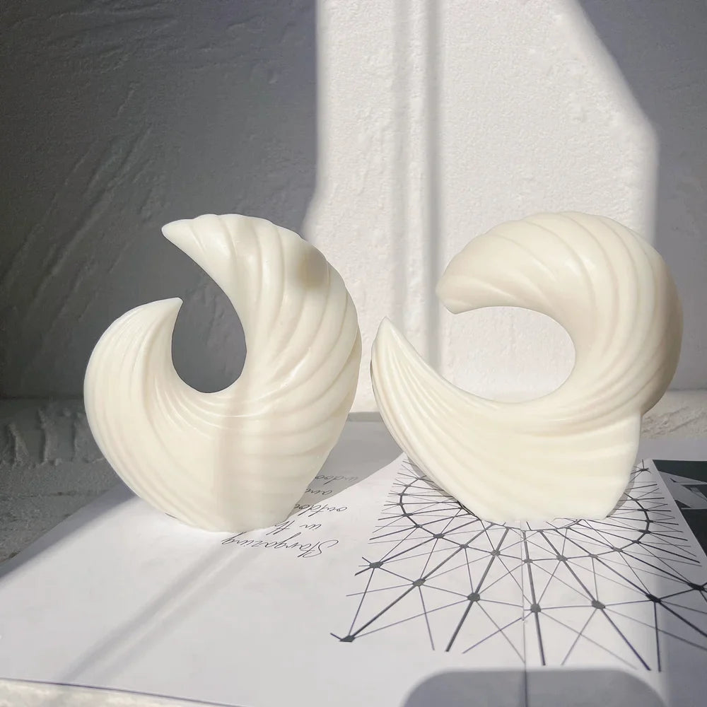 Aesthetic Ribbed Geometric Silicone Candle Mold