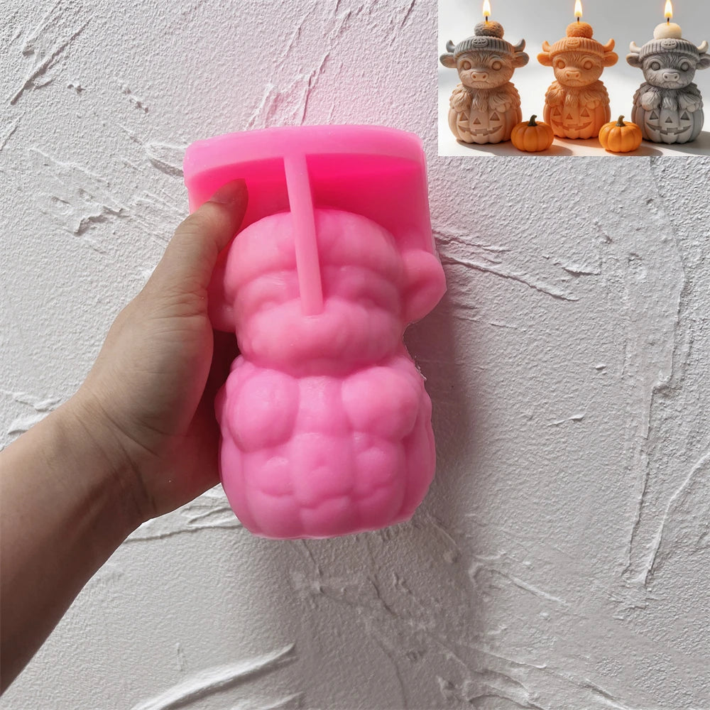 Highland Cow Pumpkin Silicone Candle Mold for Halloween