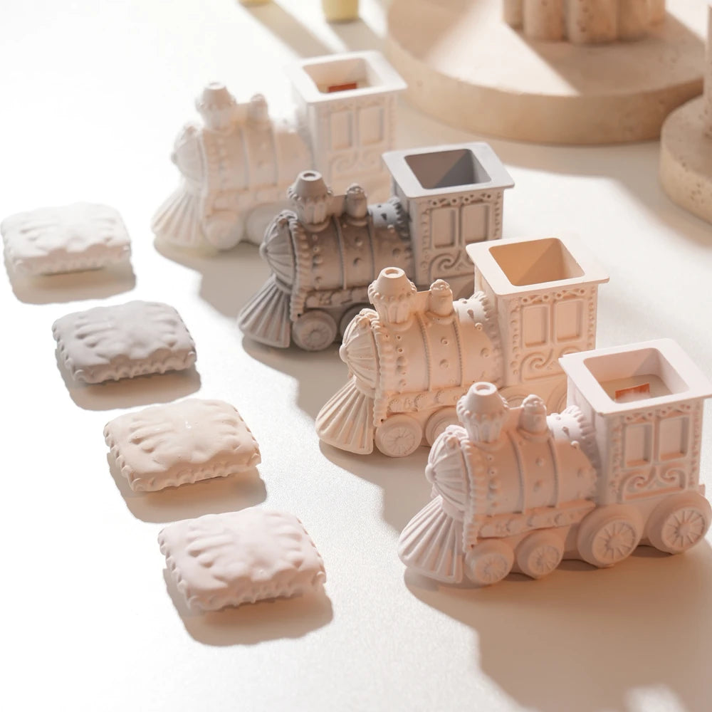 Christmas Gingerbread Train Candle Vessel Silicone Mold with Lid