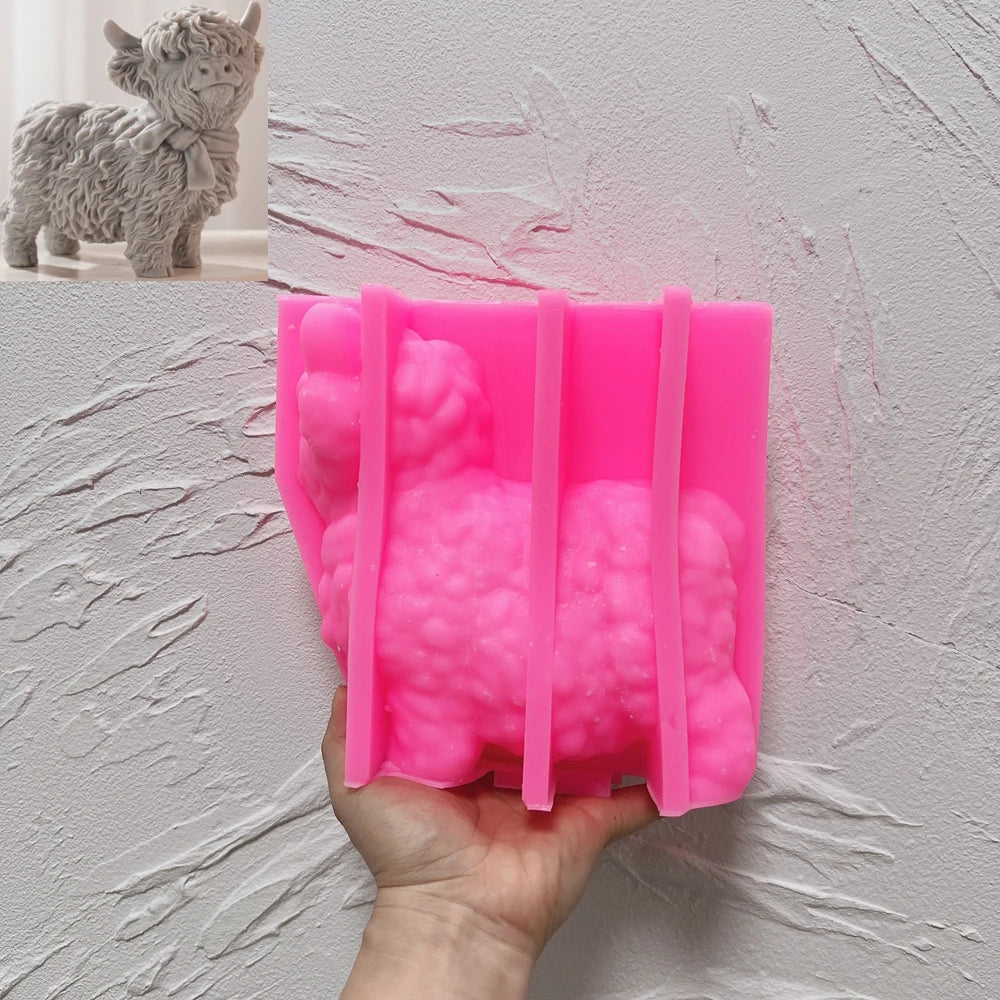 Highland Cattle Cow Silicone Candle Mold