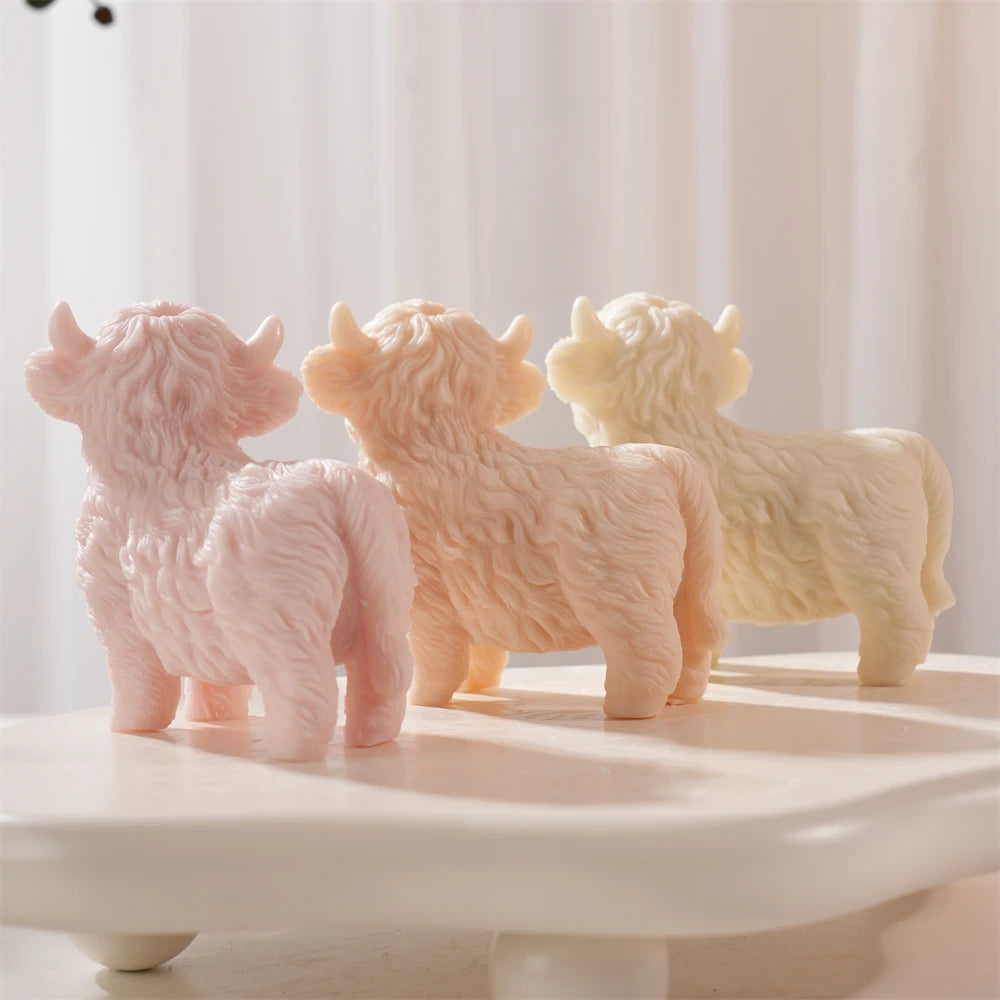 11.2CM Highland Cattle Cow Candle Mold